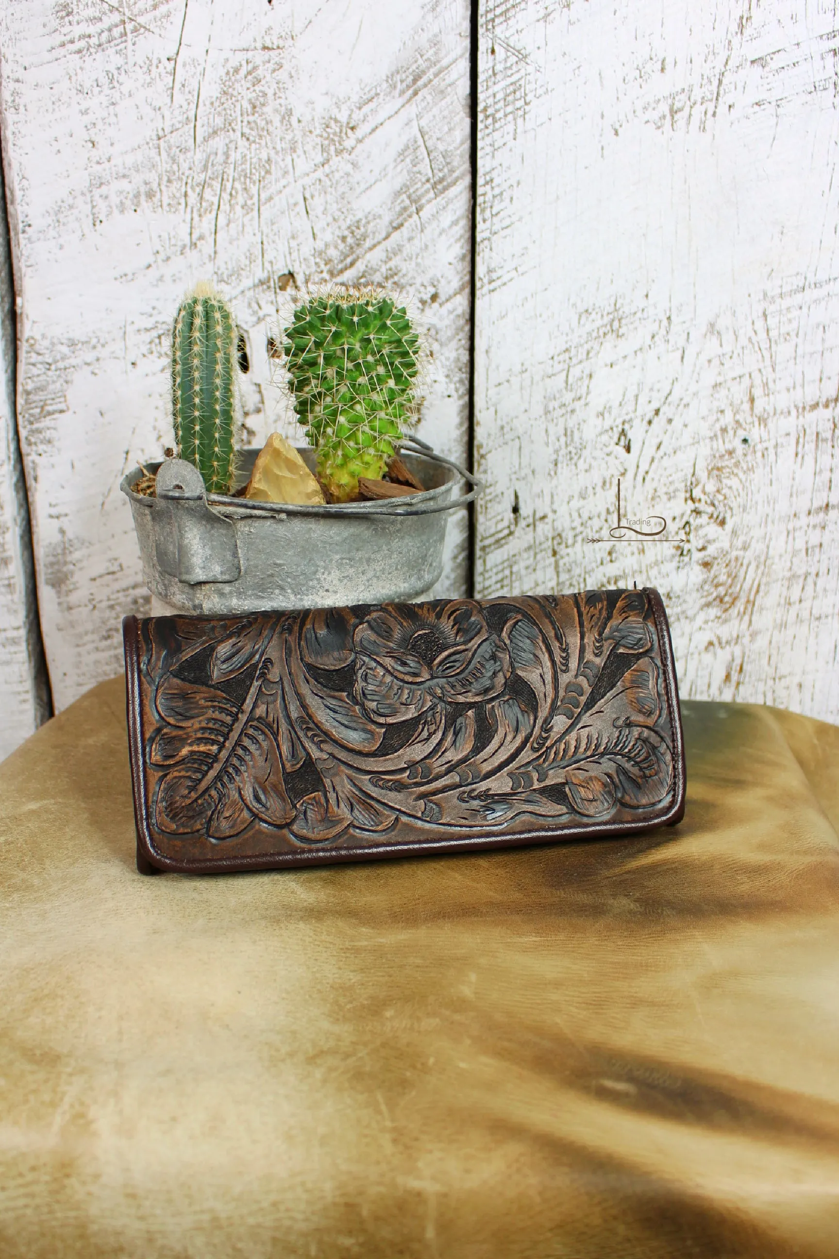 Antonio Tooled Leather Wallet in Espresso