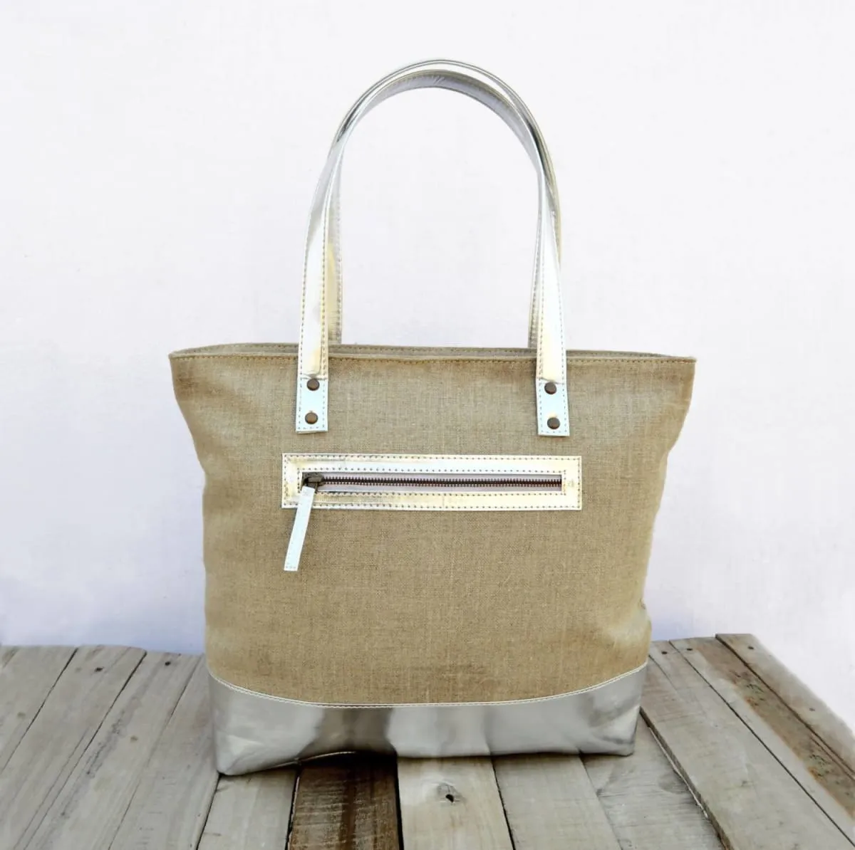 Linen and faux leather tote bag, natural with silver, classic everyday bag.