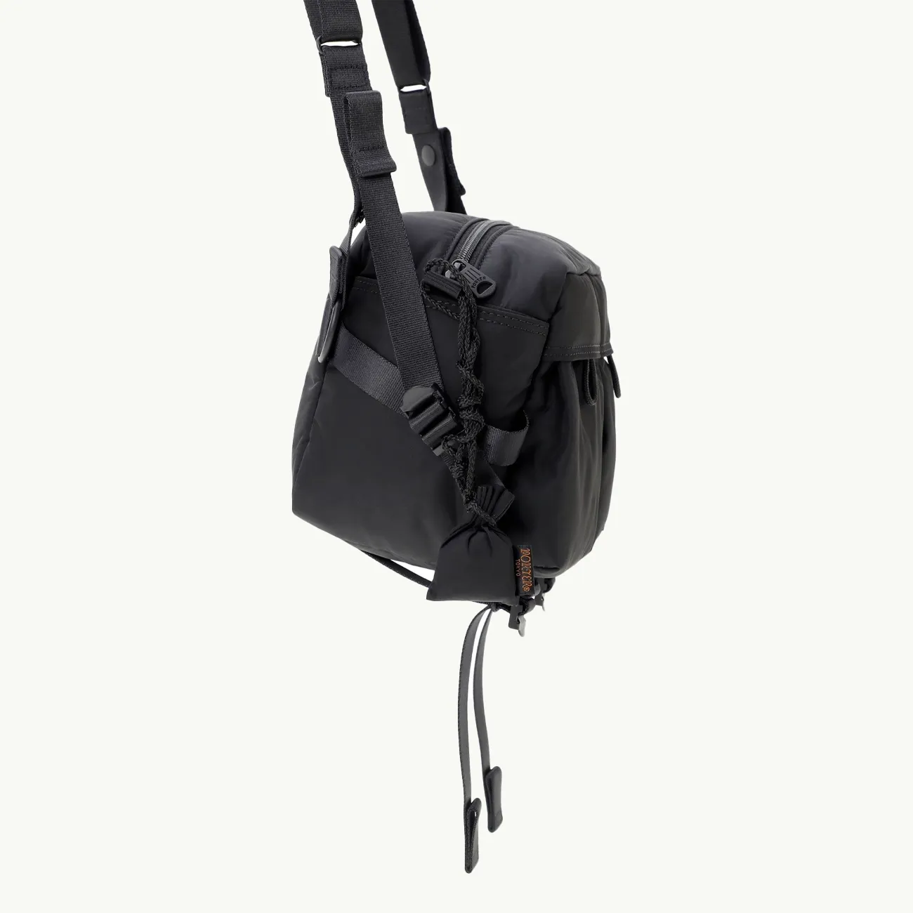 Senses Shoulder Pack - Black