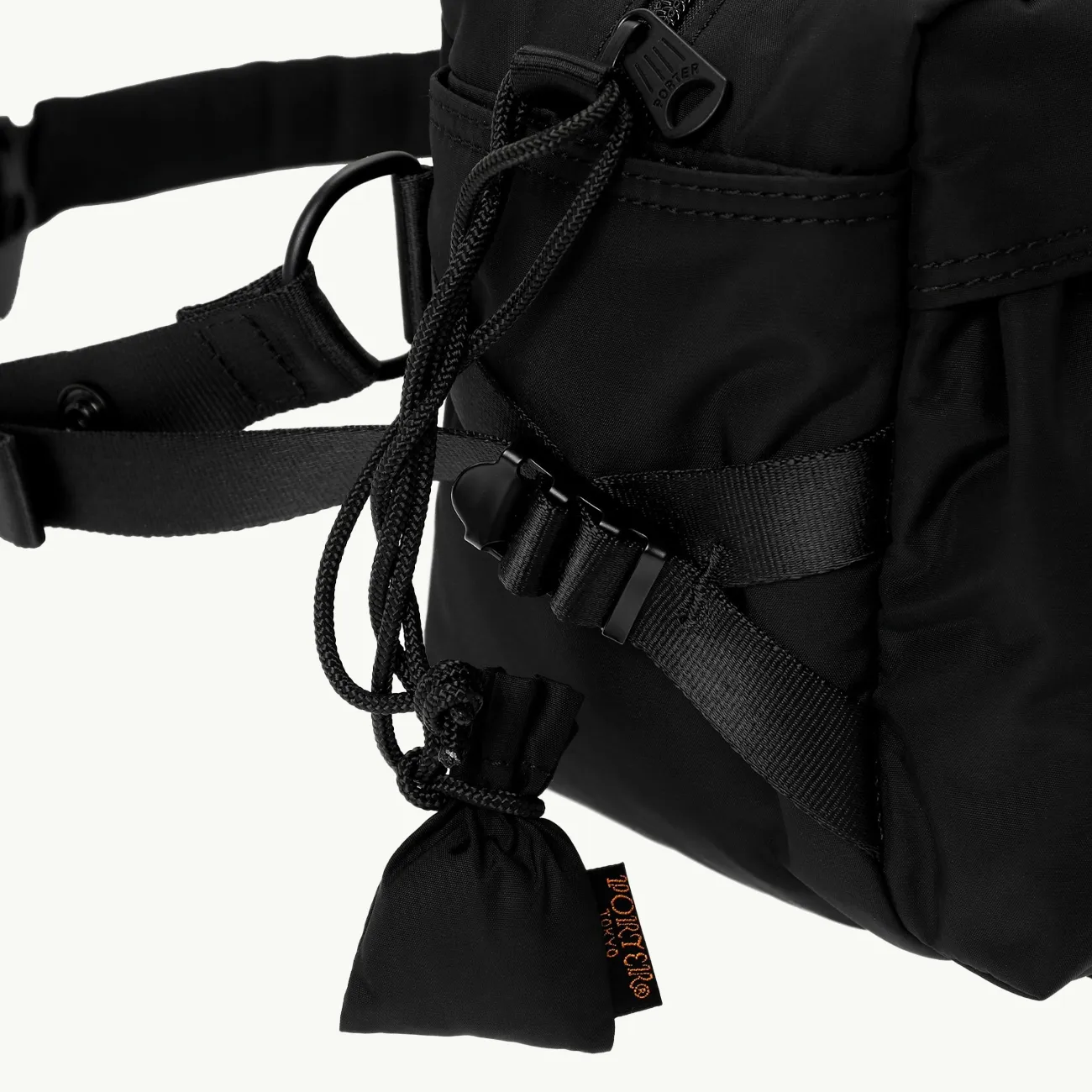 Senses Shoulder Pack - Black